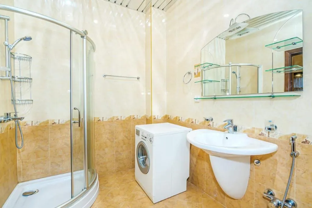 Vip Apartment Manovi