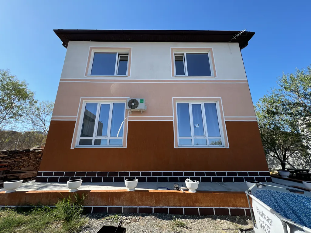 Прекрасный новый дом со всеми удобствами