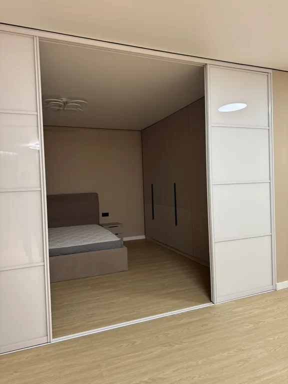 Шикарная новая квартира в центральном районе города