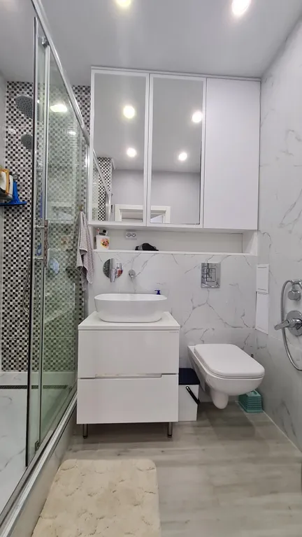 Квартира студия с видом на Озеро тихое и леса