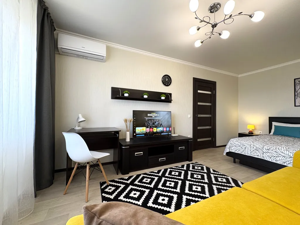 John Silver Sutki Life