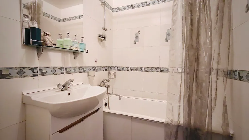 Уютная квартира у набережной и колеса обозрения