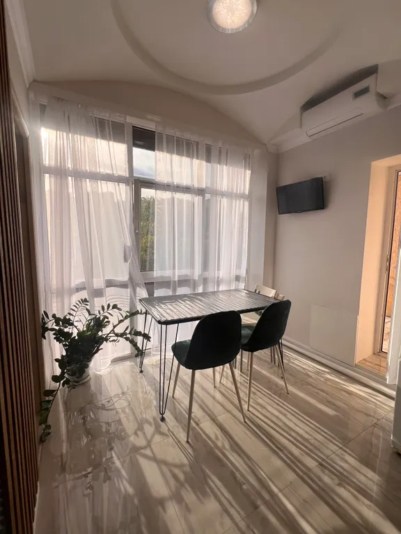 Квартира Квартира с 2 спальнями и балконом — Раздольное