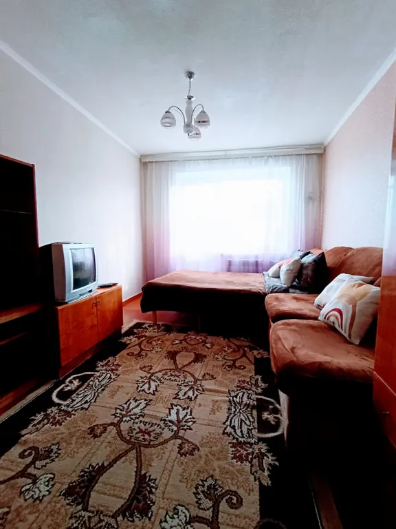 Уютная квартира по проспекту Металлургов — аренда посуточно в Мариуполь