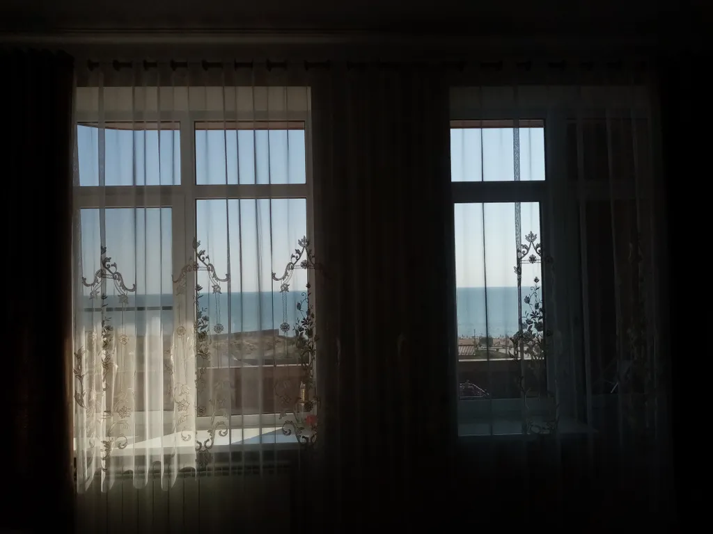 Уютная светлая квартира с видом на море