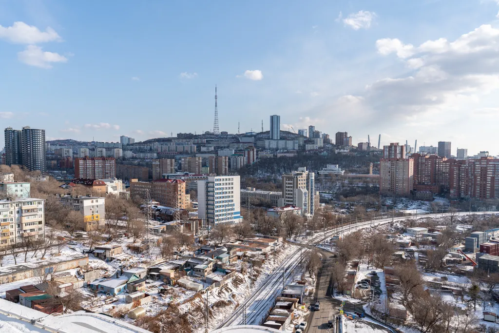 Просторная дизайнерская квартира с видовой терассой на берегу моря