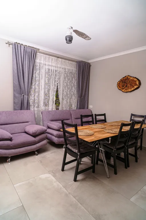 Гостевой дом и кедровая баня на Алтайской