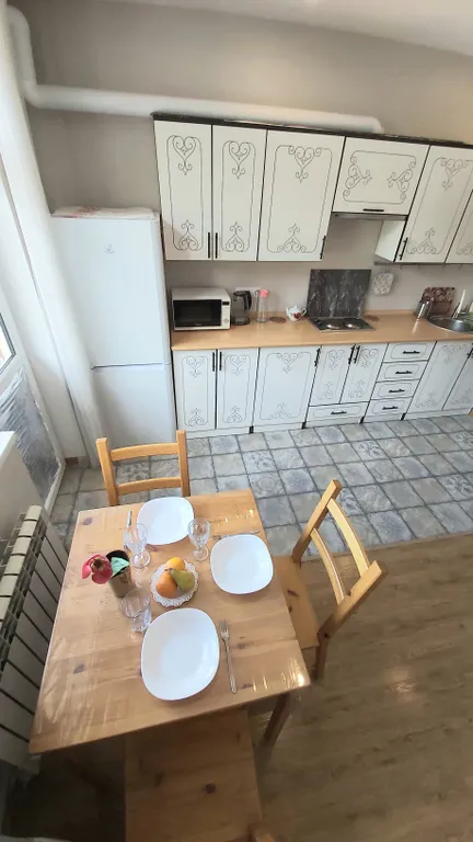 Студия с видом на Горы в центре