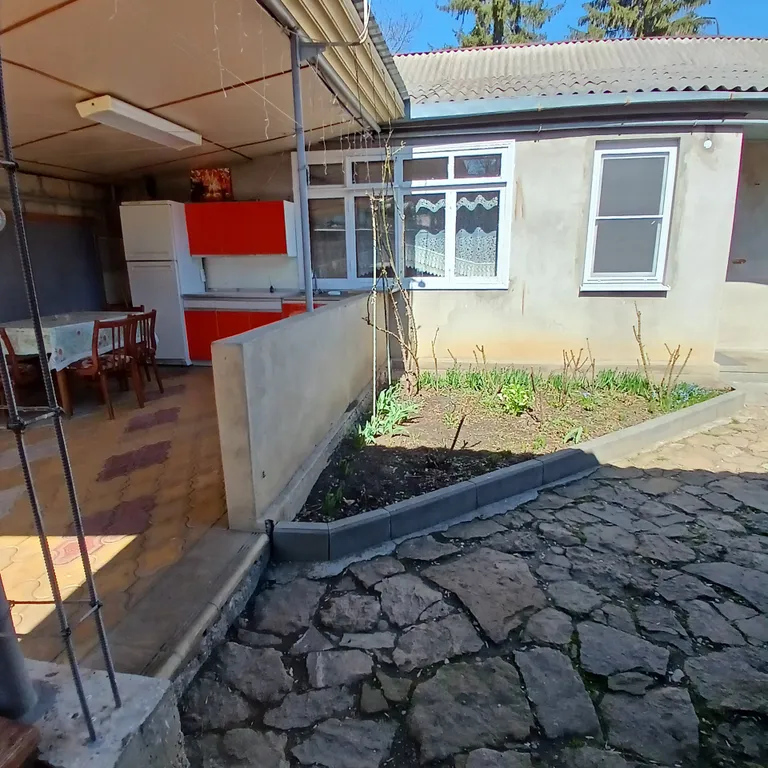 Коттедж Отдельно стоящий домик в центре Кисловодска — Кисловодск