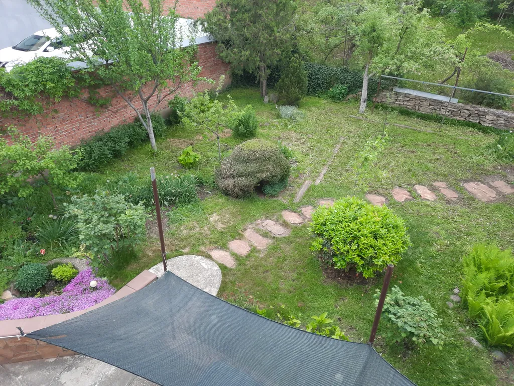 2х этажная часть дома с садом