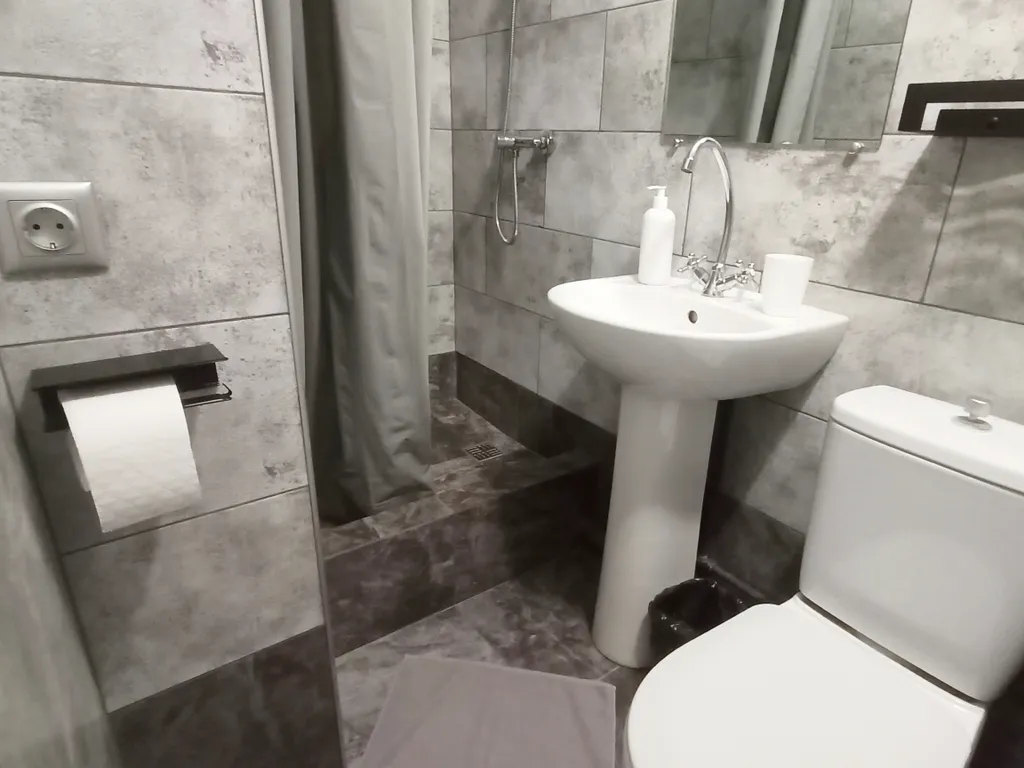 Лондон, мини-студия