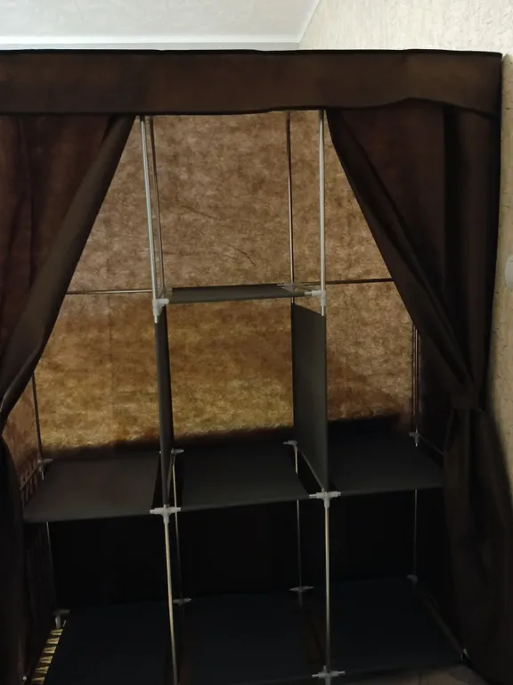 Комната с видом на храм, госпитель Бурденко, микрорайон Купавна