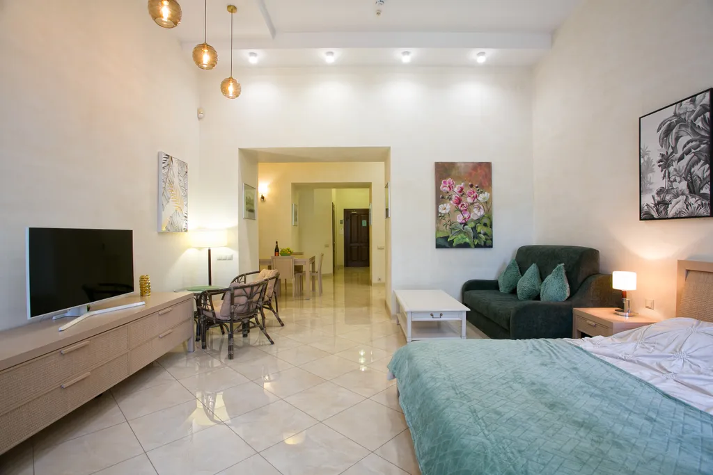 Апартаменты Делюкс Модерн с балконом на набережной