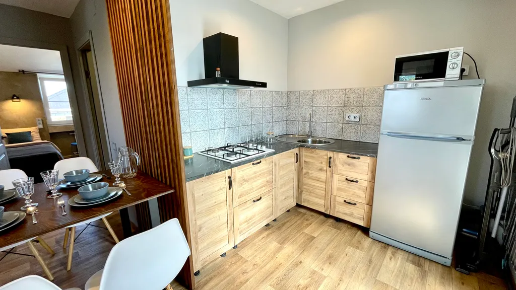 Двухкомнатные апартаменты в 5 минутах от моря