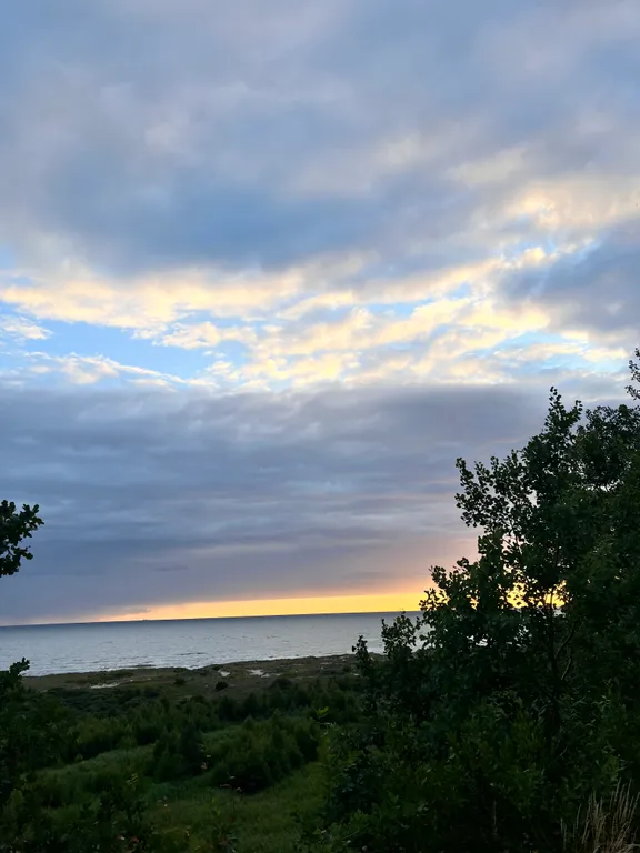 Новая уютная квартира с видом на море