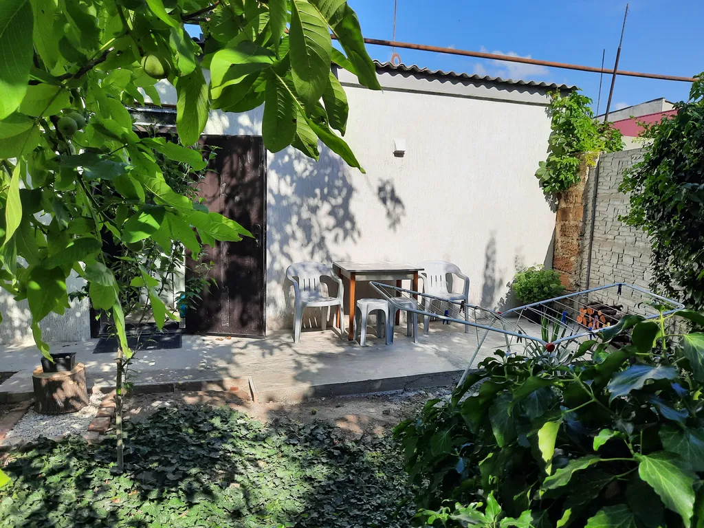 Квартира Квартира Уютный домик в 3-х минутах от моря — Евпатория