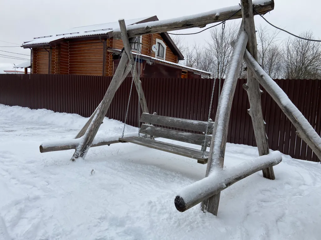 Уютный дом в черте города