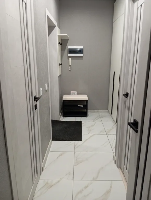 Тихая квартира с современным ремонтом на въезде в город