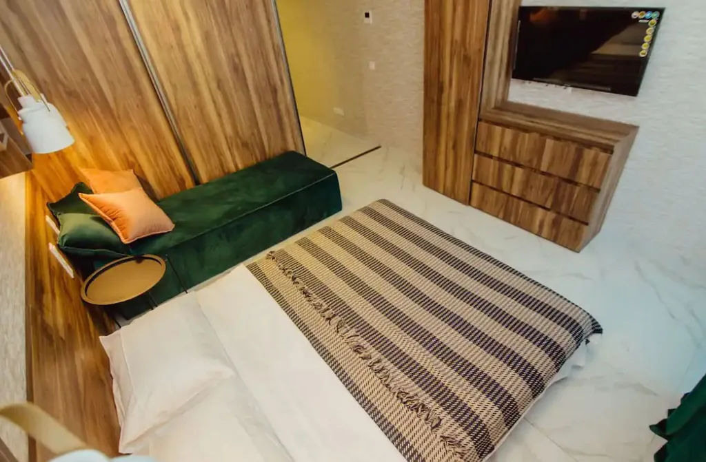 Sea View Apartment 28-15