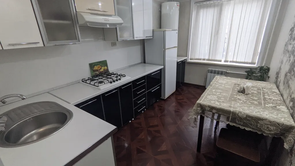 4-комнатная Квартира