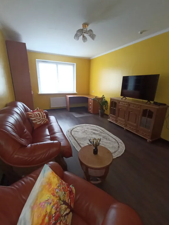 Просторная квартира в центре города с видом на ТЦ Old City