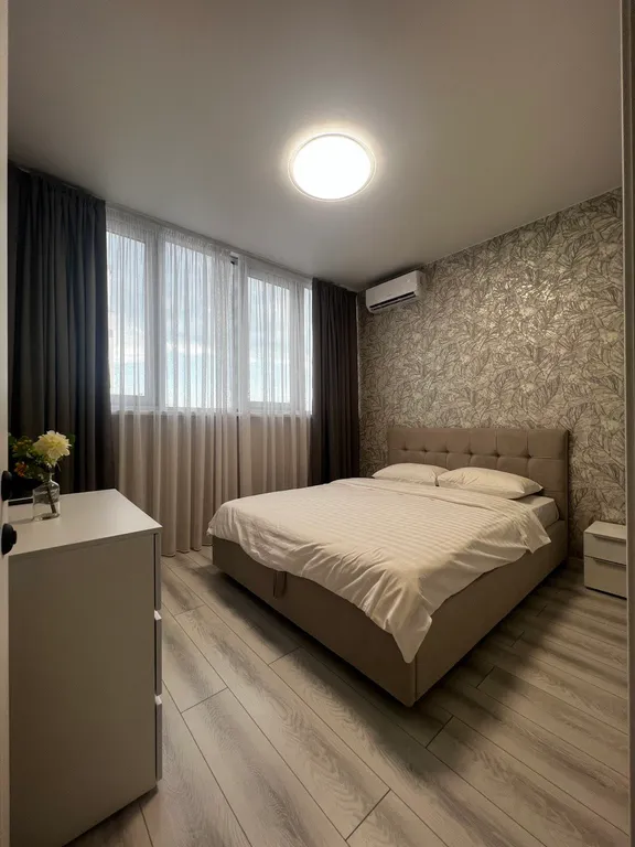 Новая, красивая квартира на берегу моря