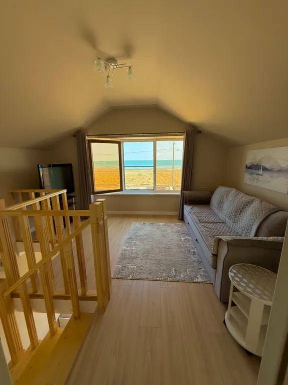 Домик у моря