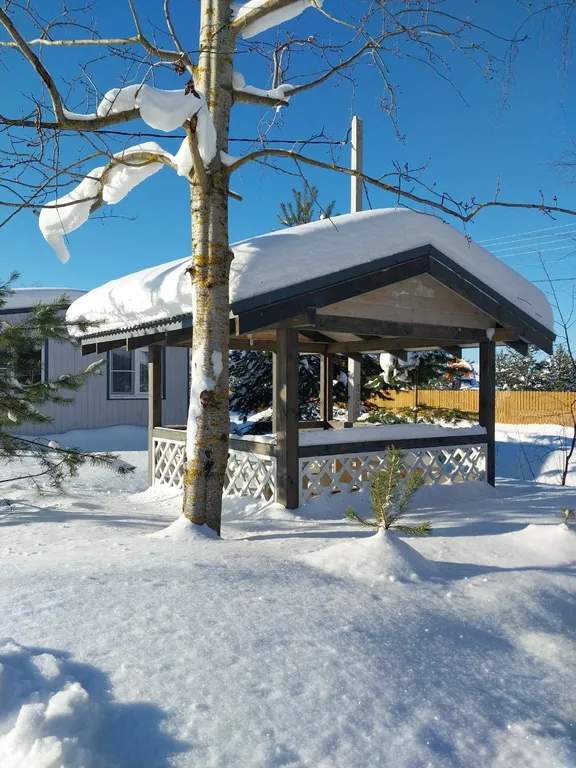 Современный дом с удобствами 1 линия озеро Селигер