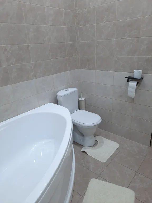 Большая 2-комнатная квартира в новом доме