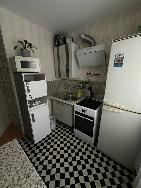 Уютная квартира рядом с СТК Горный воздух, площадью Победы и площадью Славы