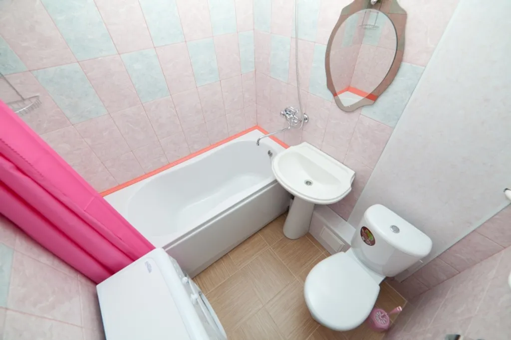 Квартира Двухкомнатная квартира в центре рядом с метро Геологическая — Екатеринбург