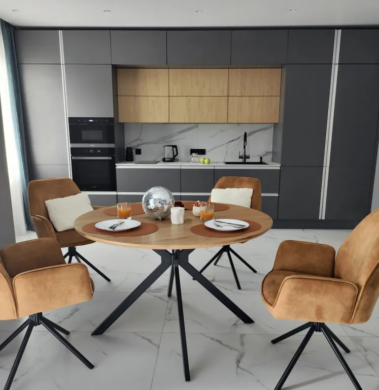 Квартира Квартира Твой дом у озера с музеем во дворе — Калининград