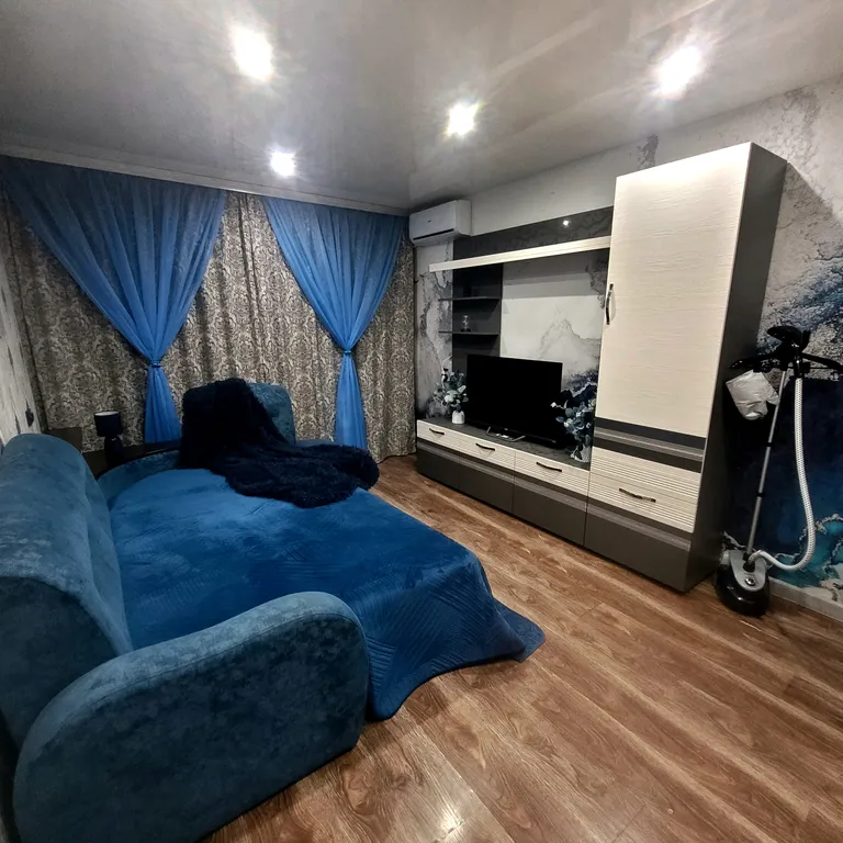 Комфортабельная квартира-студия в центре города