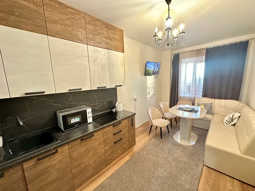 Квартира на Парковом у реки с камином и кондиционером