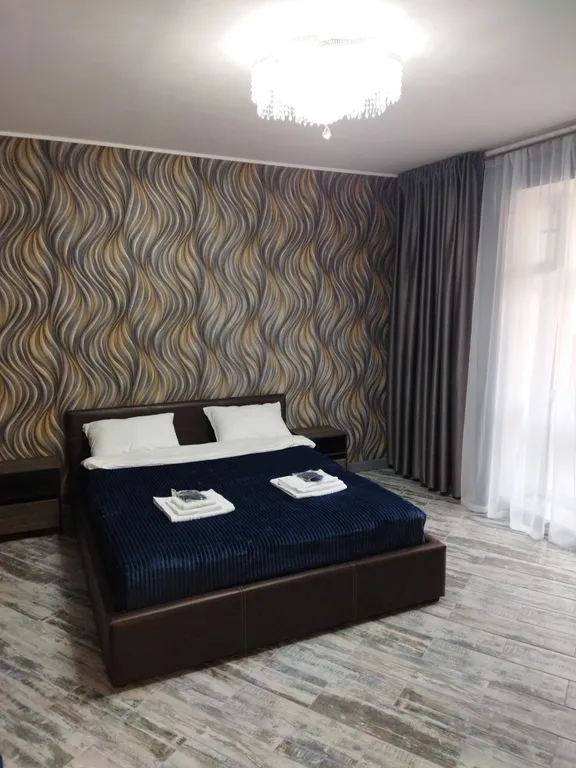 Новая 1-комнатная квартира с отличным ремонтом и двумя спальнями