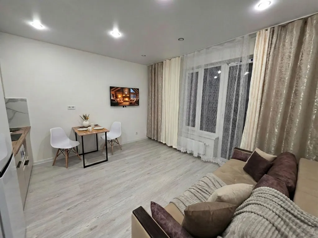 Студия рядом со "звёздoчкой"