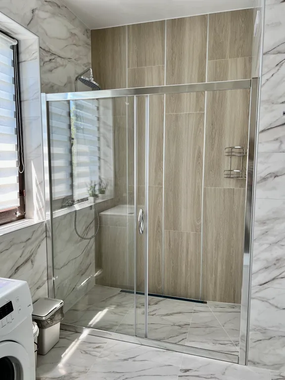 Квартира в доме с бассейном на набережной