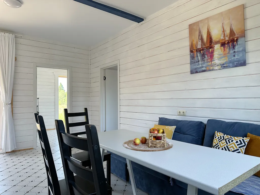 Коттедж с сауной с видом на лес