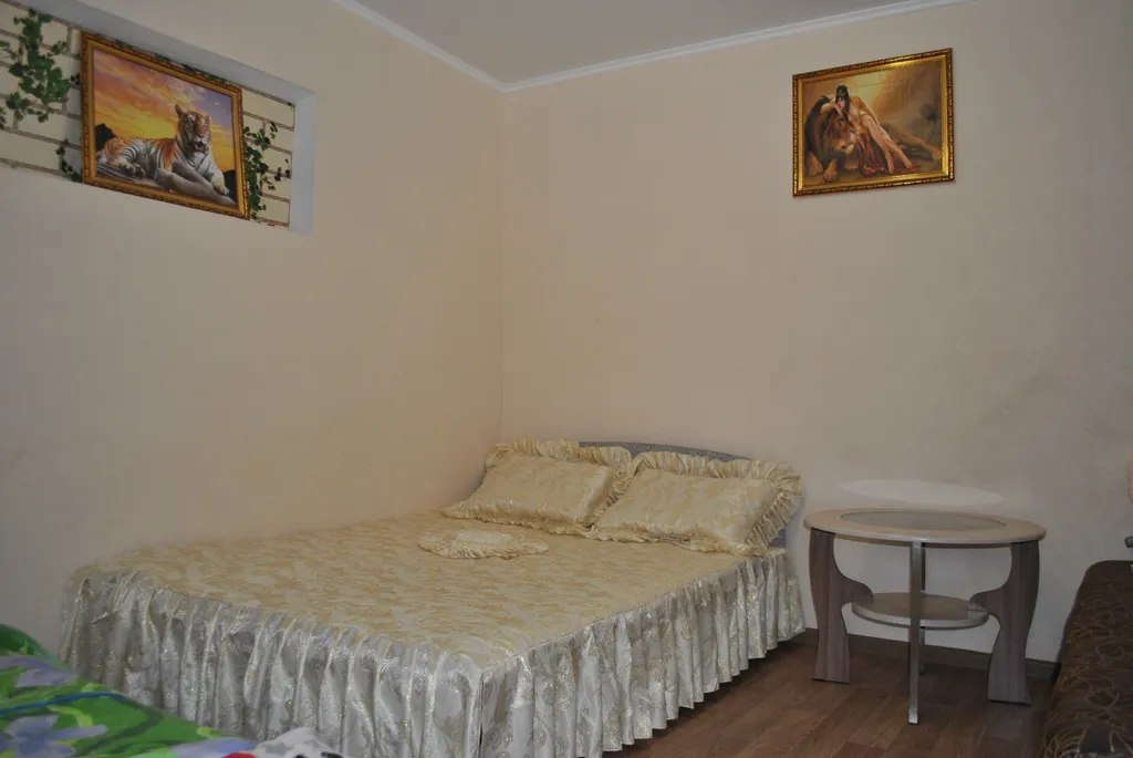 3хкомнатный дом в два этажа 80квм