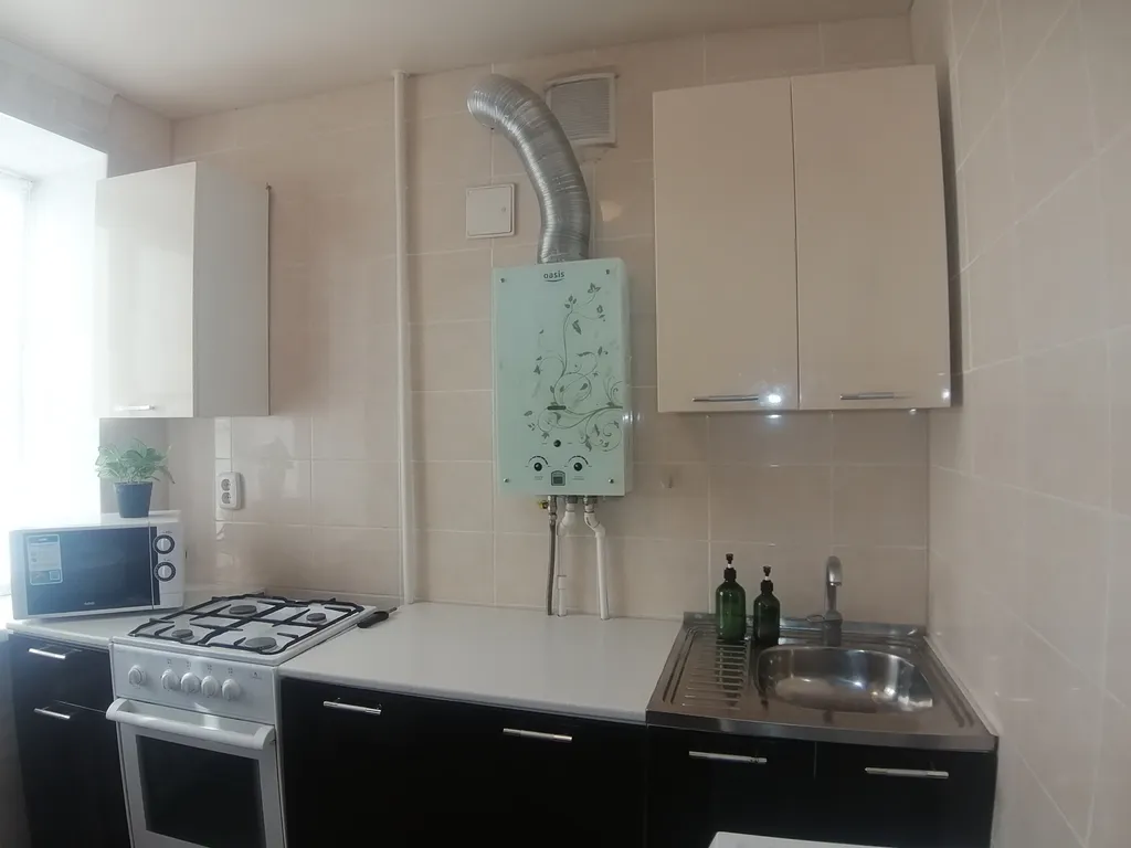 Уютная светлая квартира рядом с ТРЦ Алимпик