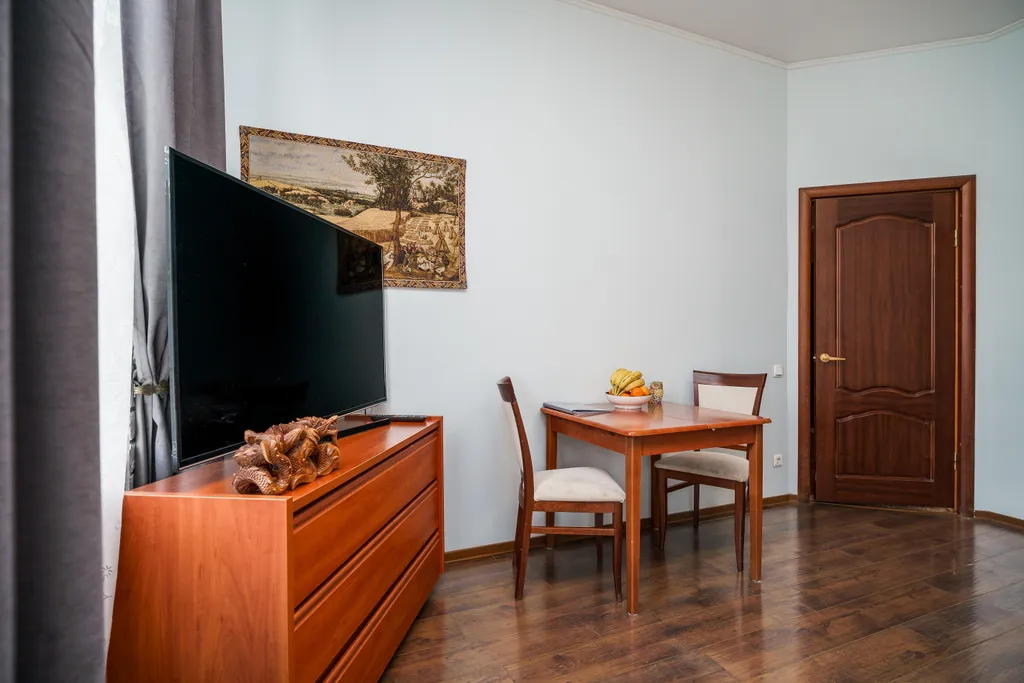 Уютная 1-комнатная квартира на 5 гостей в "Park Lane Inn"