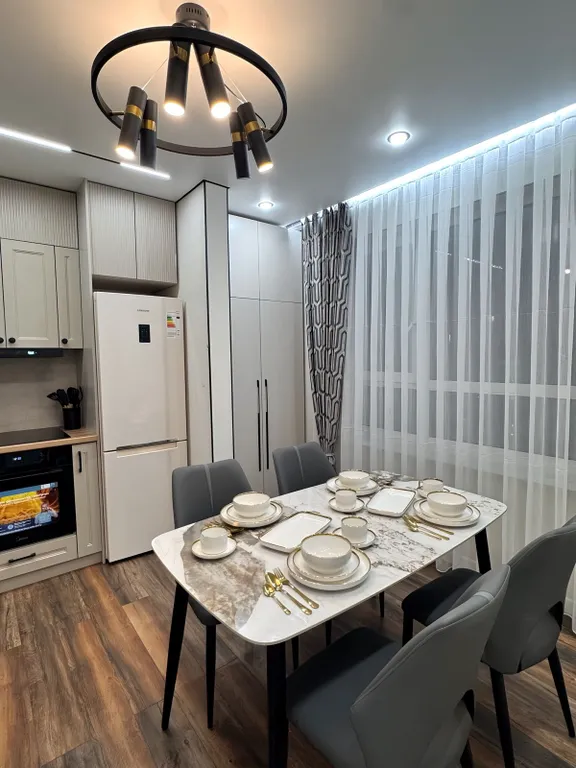 Квартира Новая и Уютная квартира возле Алматы Арены — Алматы