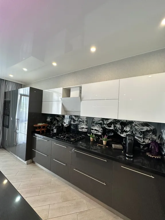 Евро-четырехкомнатный апартамент в Сириусе