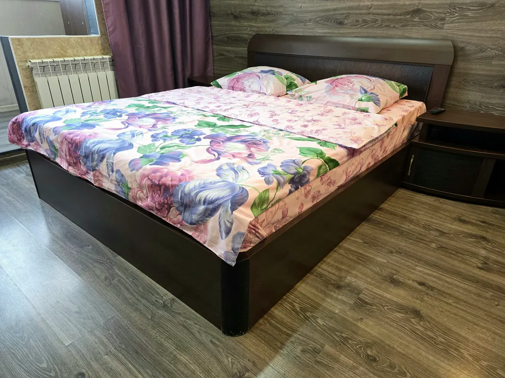 Современная студия возле ТРЦ Аура