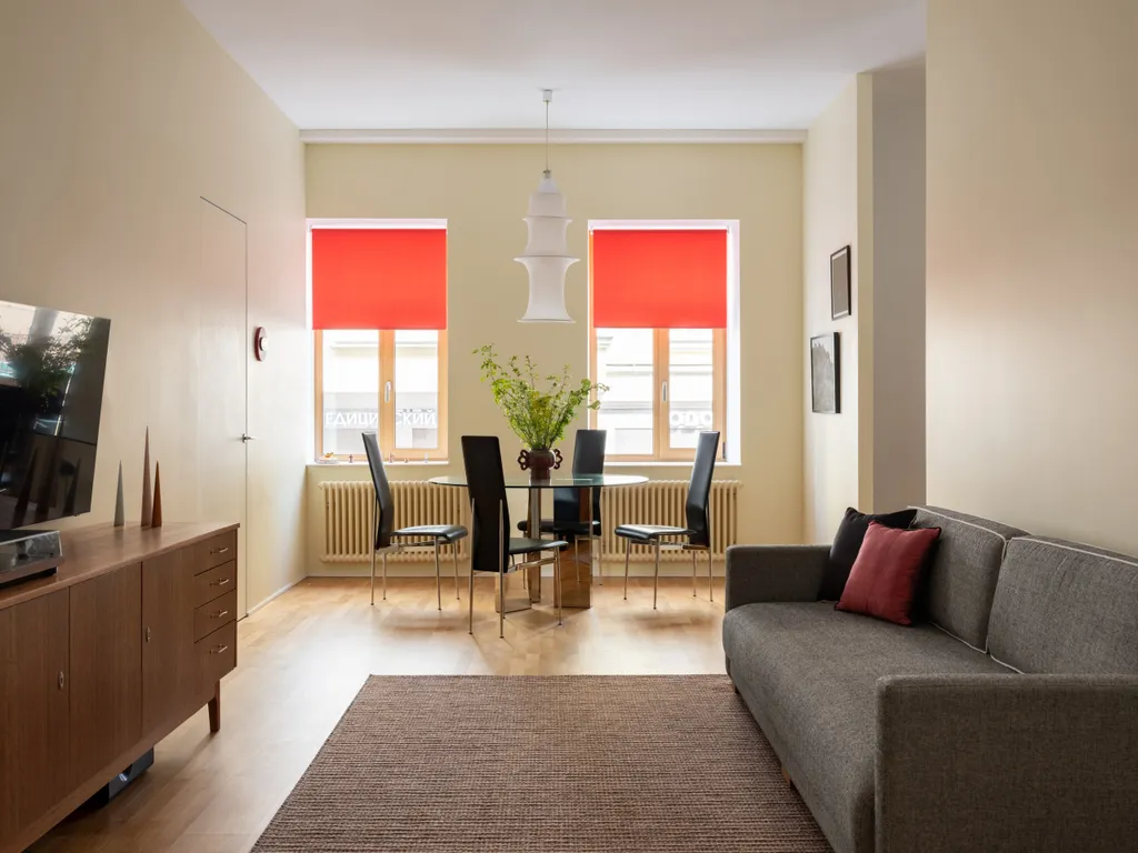 Апартаменты с тремя спальнями на Петроградской стороне