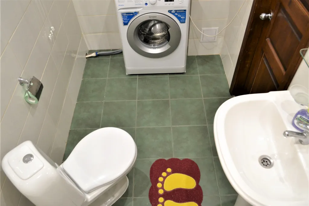 Двухкомнатная квартира с раздельными комнатами в центре возле МАГУ