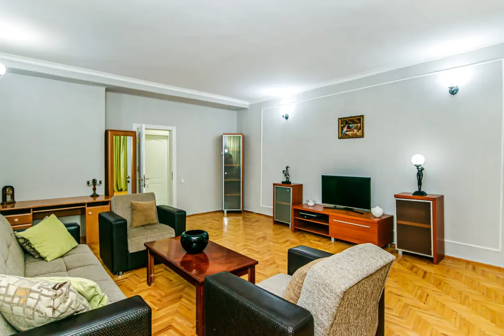 Turquoi̇se apartment