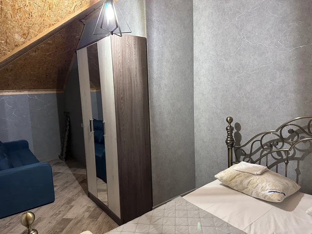 В центре престижного курортного посёлка Хазар