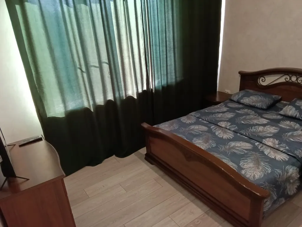 Часть дома(130кв.м) 3 спальни.Индивид.отопление,новый ремонт.Палестина