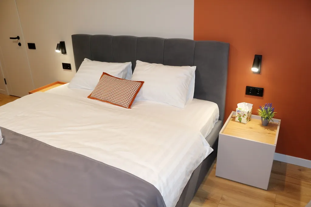 Квартира NiceAparts - стильная квартира в центре с видом на Казанский собор — Ярославль